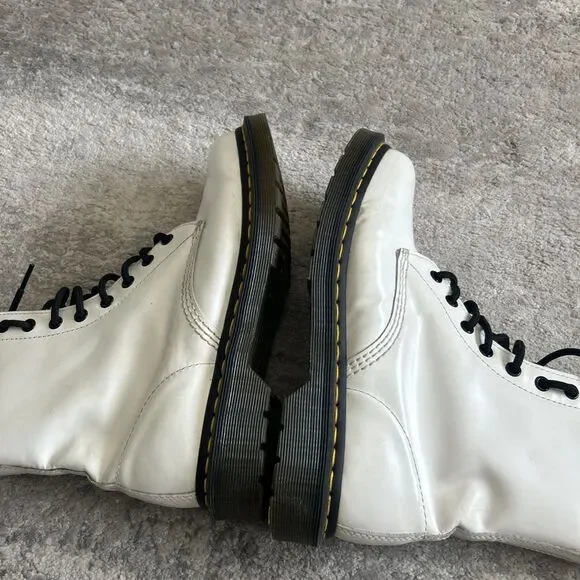 Dr. Doc Martens Boots Womens Size 9 Lace Up Combat White Leather 11821 - Picture 8 of 11